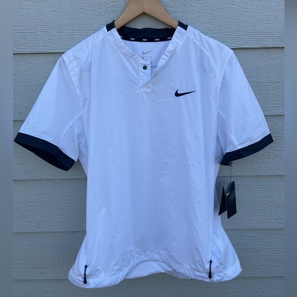Nike Tops - Nike Women L Stock Short Sleeve Softball Wind Jacket Zip Pockets White